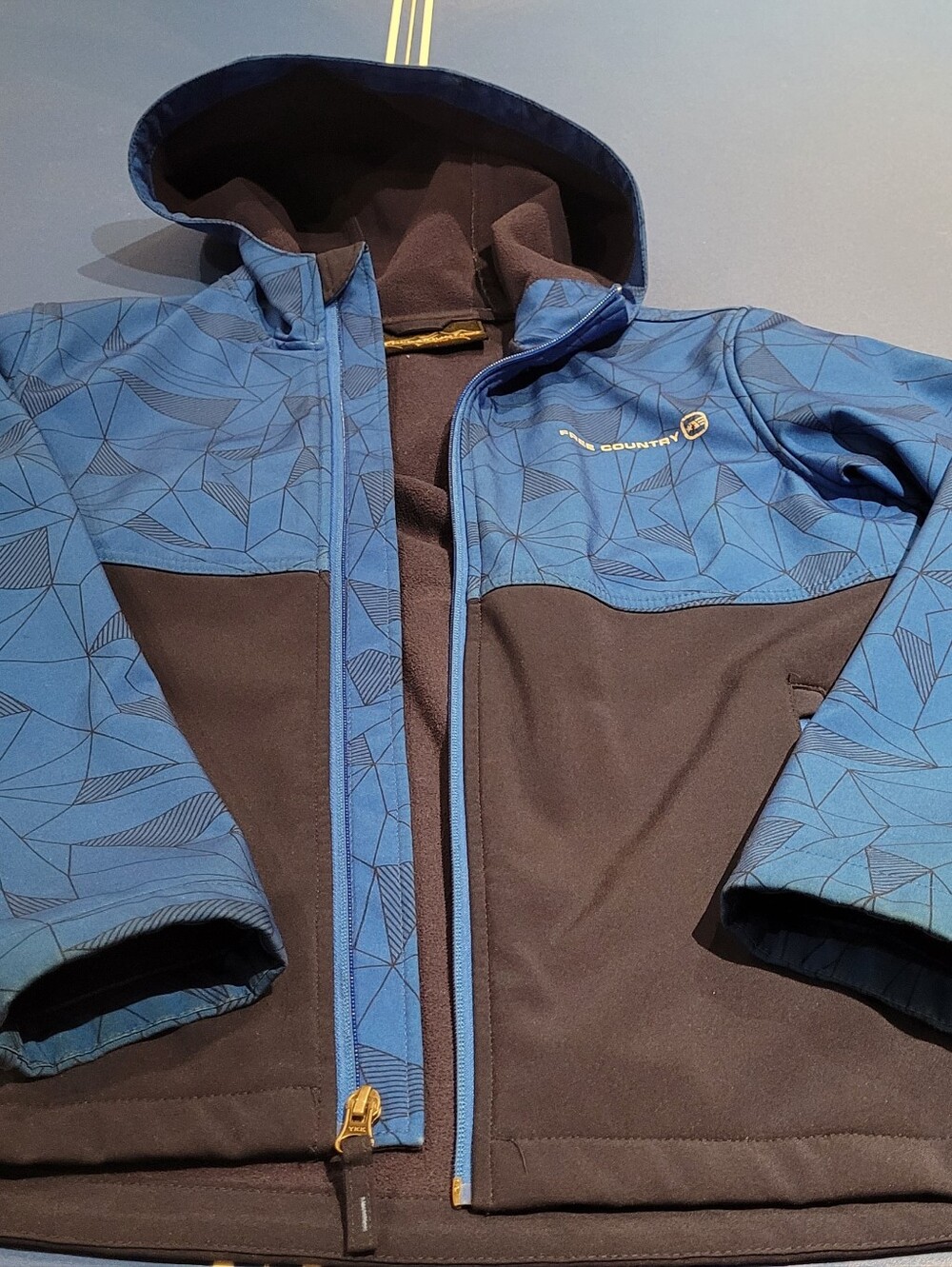 Boys’ windbreaker